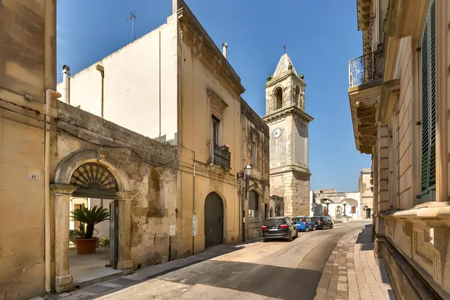 Centro storico Muro Leccese campanile